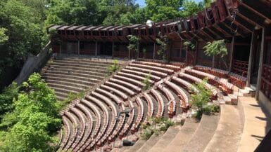 tsa-la-gi amphitheater